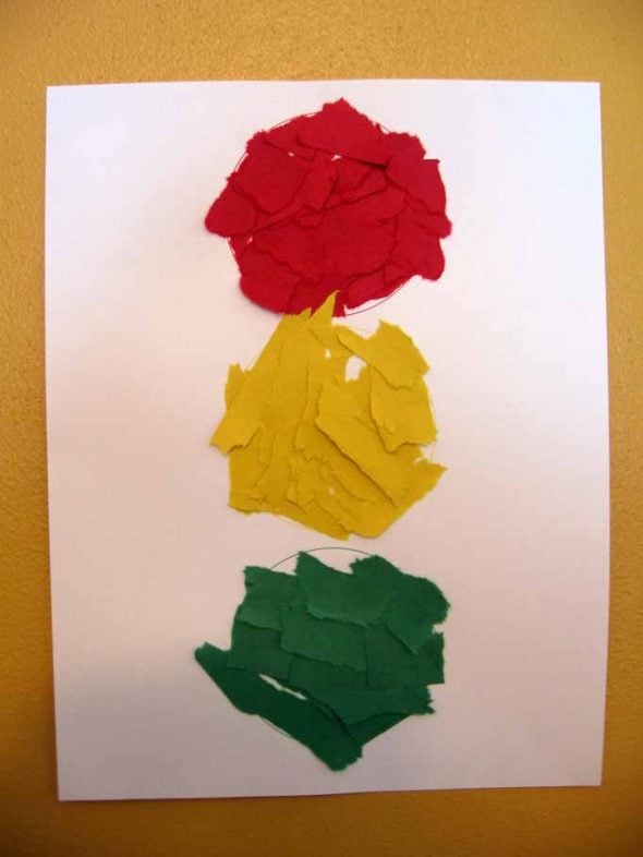 letter T torn paper traffic light
