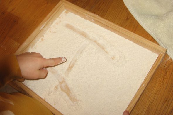 letter I written in flour