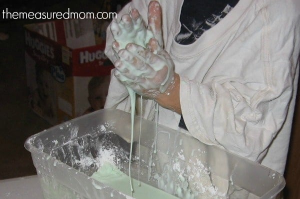 easy sensory activity (10) - the measured mom