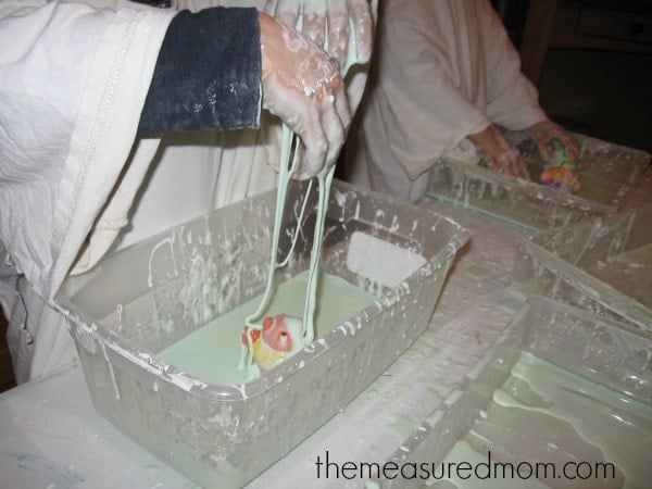 easy sensory activity (11) - the measured mom