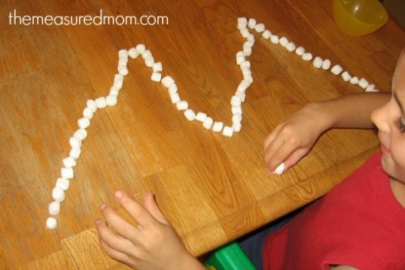 Looking for free handwriting pages for preschoolers? Get a complete set of beginning pages here!