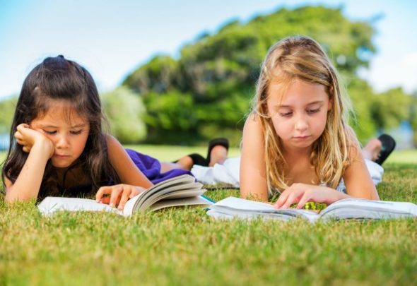 girls reading