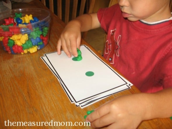 Looking for counting bear activities and printables? We've got patterns, problem solving, and more! All FREE!