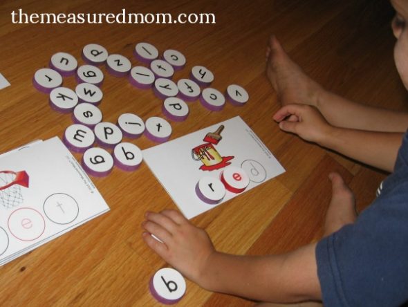 milk cap spelling mats for short e words 2