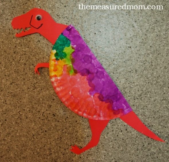This post shares eight fun letter D crafts and art ideas for preschoolers!