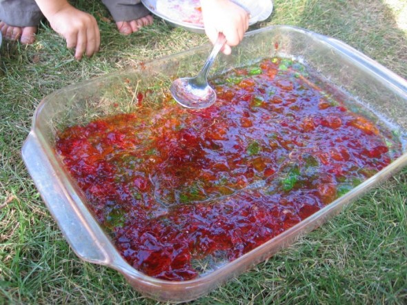 jello sensory play 3