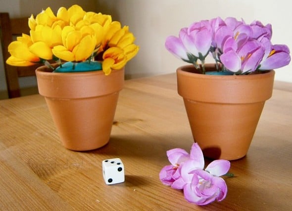 Check out this giant collection of dice games for preschoolers! You and your little one will have a lot of fun trying out these activities. 