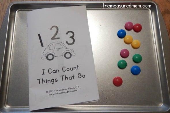 Love this interactive numbers books! Great to add to my counting activities for preschool. This free counting book is perfect to use alongside a transportation theme in preschool!
