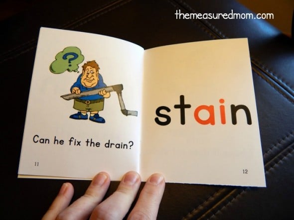 These free phonics printables will help your child practice reading ai and ay, igh, and -y words. My early reader loves these fun and colorful phonics books!