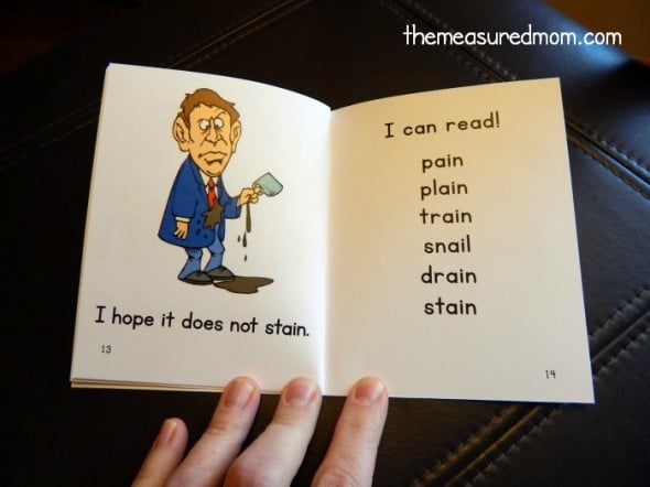 These free phonics printables will help your child practice reading ai and ay, igh, and -y words. My early reader loves these fun and colorful phonics books!