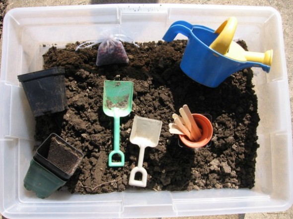 Looking for some fun sensory play ideas? We've got 26 -- one for each letter of the alphabet! 