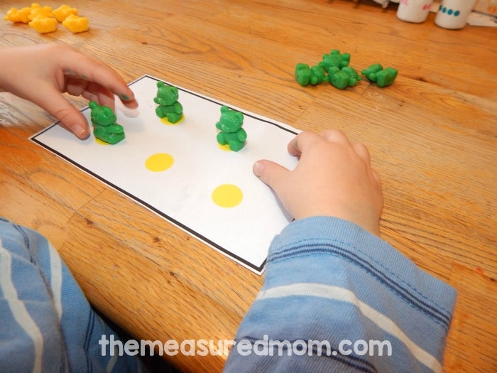 Looking for fun, hands-on letter B activities to do with your preschooler? We've got a ton! Free printables included!