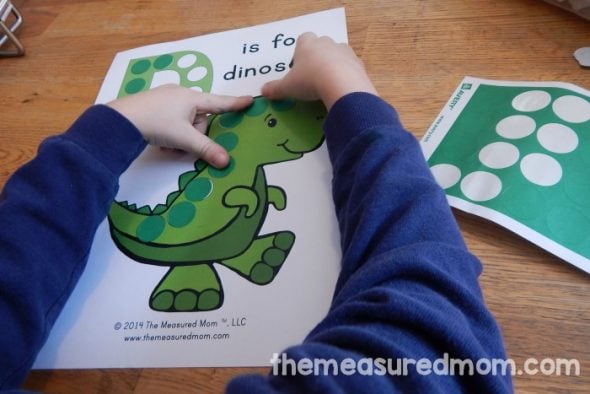 We've got crafts, math activities, free printables, a book list and more - it's a huge collection of letter D activities!