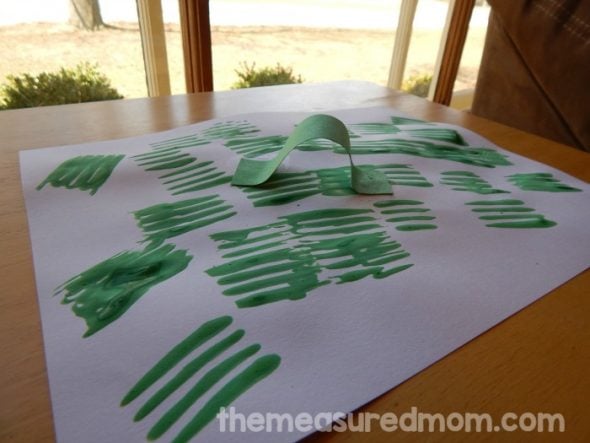 This round up of letter I activities will give you lots of fun learning ideas... with free printables!