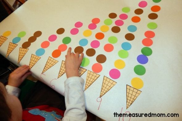 This round up of letter I activities will give you lots of fun learning ideas... with free printables! 