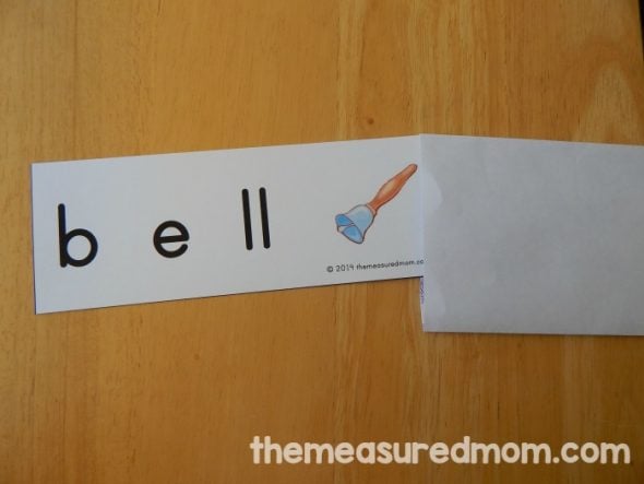 These free word sliders help kids learn to read short e CVC words. Love!