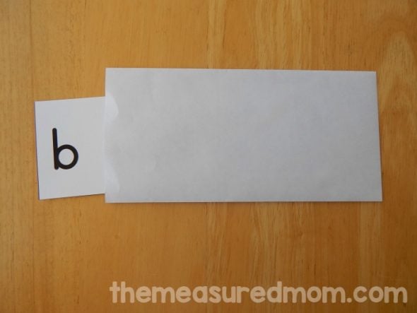 These free word sliders help kids learn to read short e CVC words. Love!