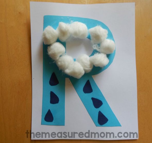 Look at all these fun Letter R activities for preschoolers!