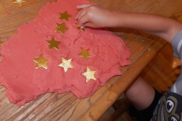 Check out these hands-on, creative letter S activities for preschool - with links to free printables!