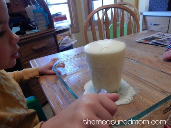 You'll love the variety in these letter V activities for preschool! Plus, get links to free printables.