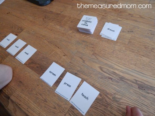Print this free spelling game for word work with short e, ea, and ee words. Love it!