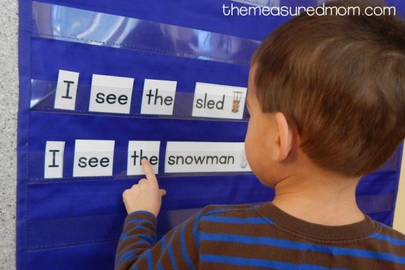 These winter pocket chart sentences are perfect for kids just learning to read - and they're FREE to download! They're great for learning winter vocabulary, too! 
