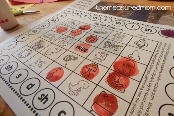 I love this no prep digraph activity! These 8 single player Bingo games are great for helping kids learn the sounds of sh, ch, th, kn, and wh.