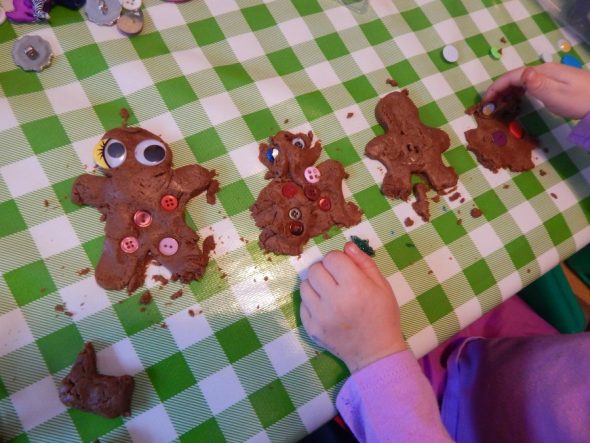 These letter G activities for two year olds are great for toddlers learning the alphabet!