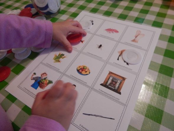 Can toddlers really learn the alphabet? Yes, when you make it simple and fun! Check out our letter F activities for 2 year olds.