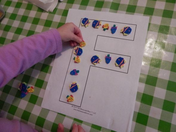 Can toddlers really learn the alphabet? Yes, when you make it simple and fun! Check out our letter F activities for 2 year olds.