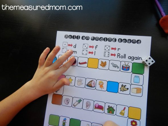 Try these free ending sound games to help kids hear ending sounds in words!