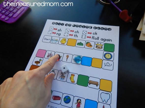 Try these free ending sound games to help kids hear ending sounds in words!