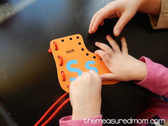 Check out this collection of fun letter S activities for 2-year-olds!