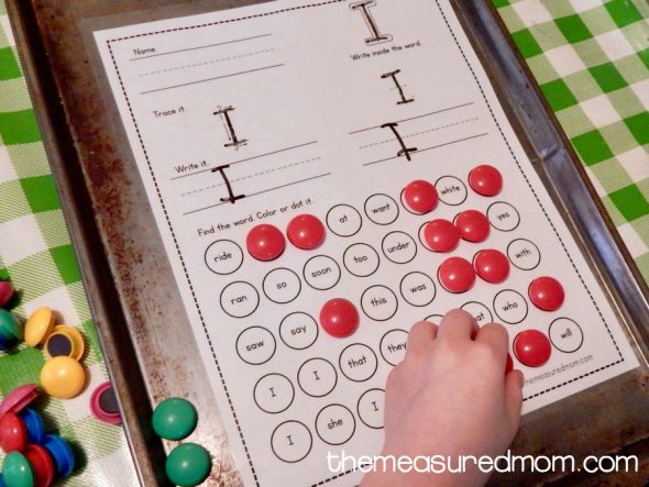 Find over 90 free sight word worksheets for both the preprimer and primer word lists!