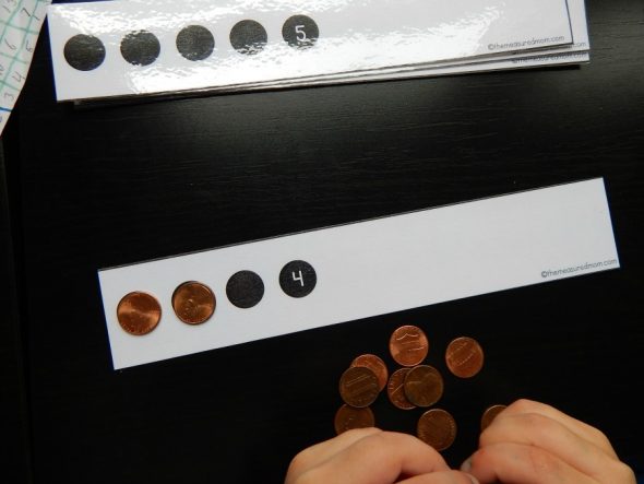 Looking for a fun, hands-on way to teach your preschooler to count to 10? Try our free printable counting strips! 