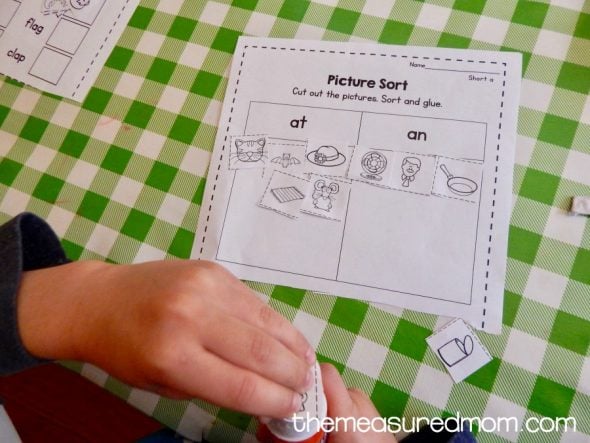 Download this free bundle of nine short a worksheets! Great for review and reinforcement!