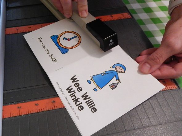 This bundle of printable nursery rhyme books and posters is perfect for new readers!