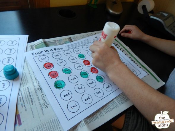 Print these free games for helping your learners master short e words!