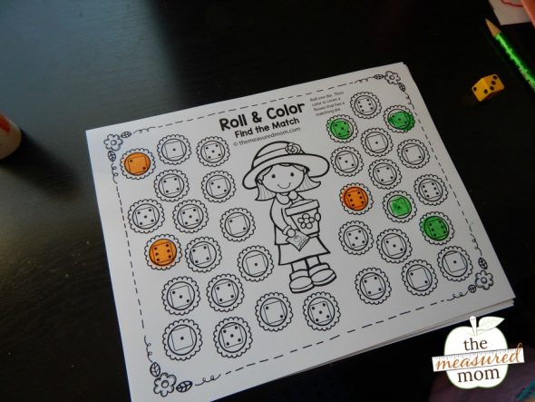 These free spring roll and color games will help young learners learn to add one and subtract one. 